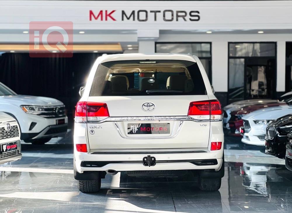 تويوتا لاندكروزر